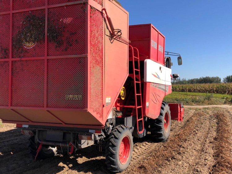 用了兩年花生機,這位“老農(nóng)機手”道出了實情