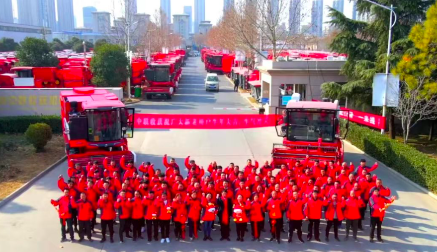 三點(diǎn)證明鄭州中聯(lián)新疆9/9L收獲機(jī)值得期待“市場(chǎng)黑馬” 329-4.png