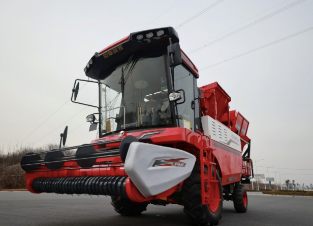 “好奇心”讓我成為中聯(lián)收獲花生機(jī)“新粉絲” 526-1.png